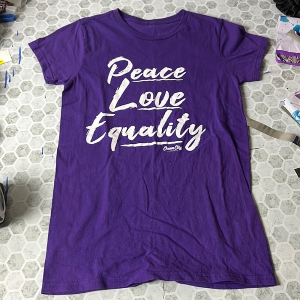 Cream City XS Peace Love Equality Purple Short Sleeve Graphic T